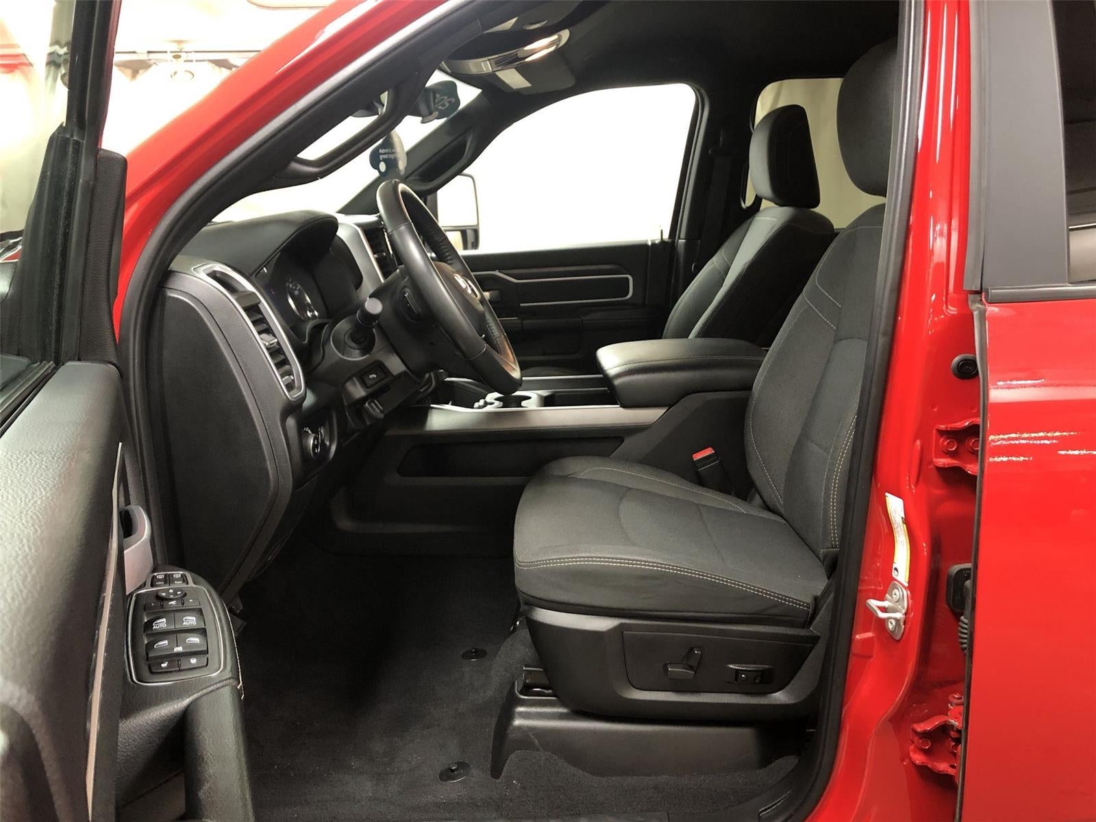 2024 RAM 3500 Big Horn Crew Cab 4x4 8' Box