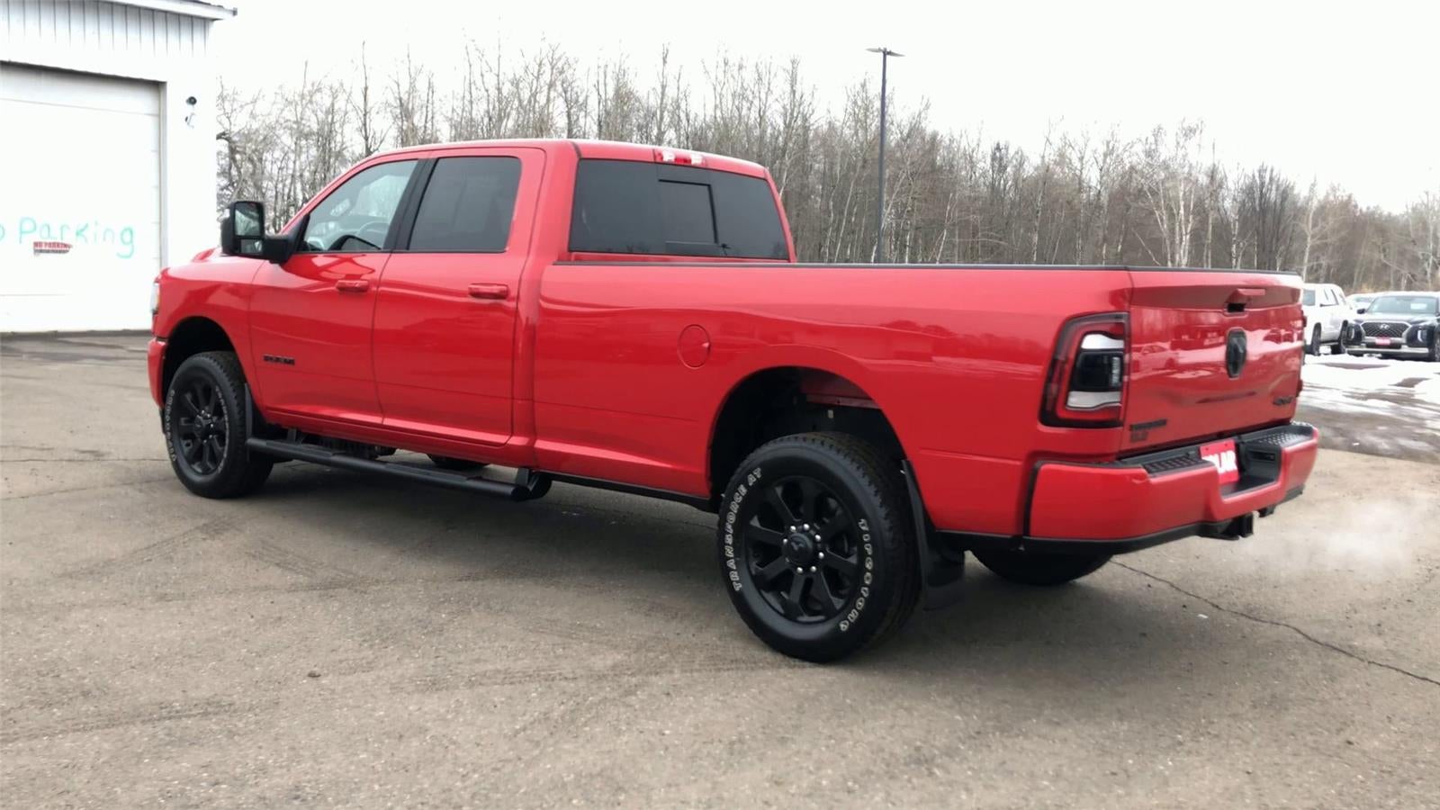 2024 RAM 3500 Big Horn Crew Cab 4x4 8' Box