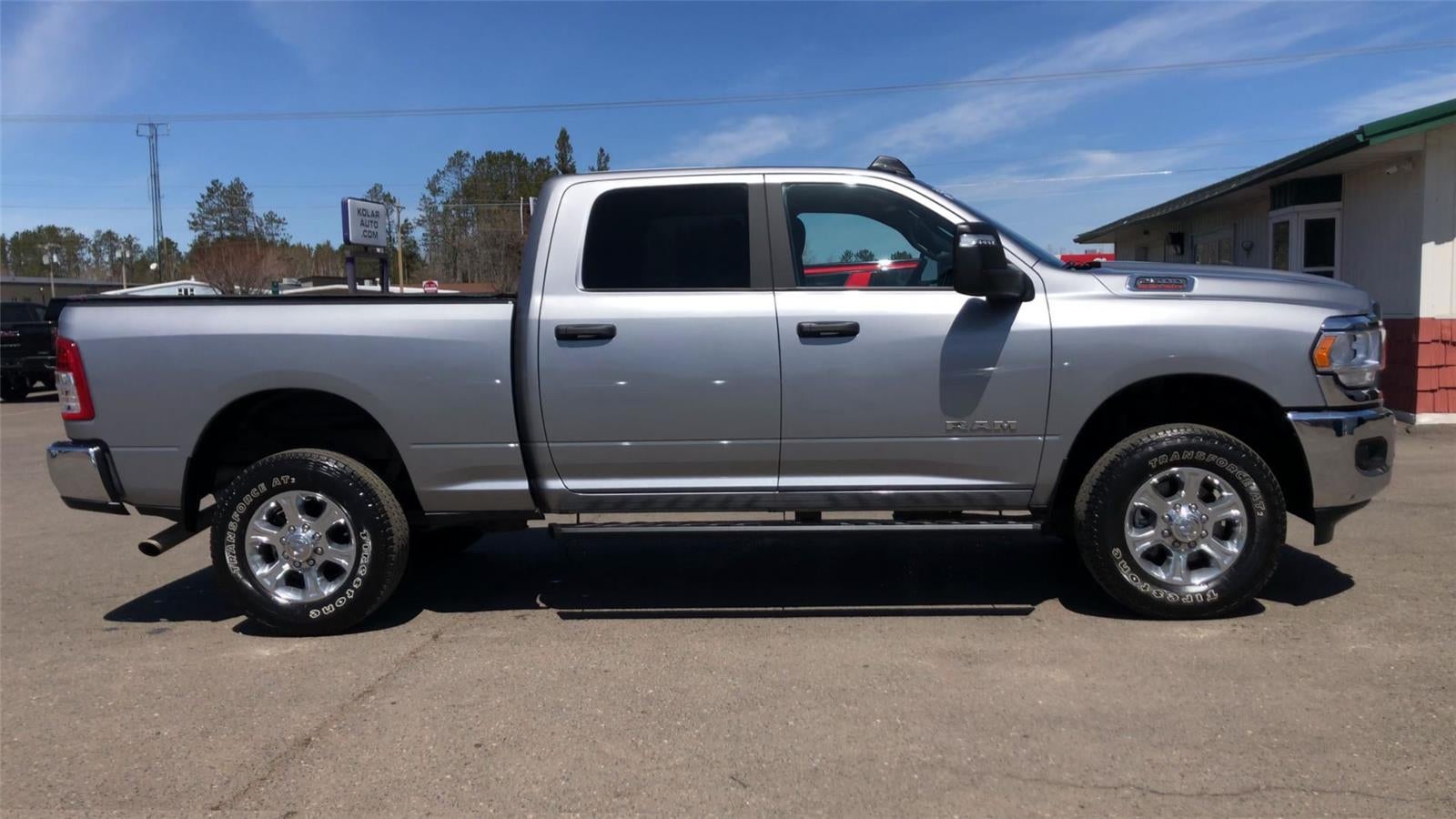 2024 RAM 2500 Big Horn Crew Cab 4x4 6'4" Box