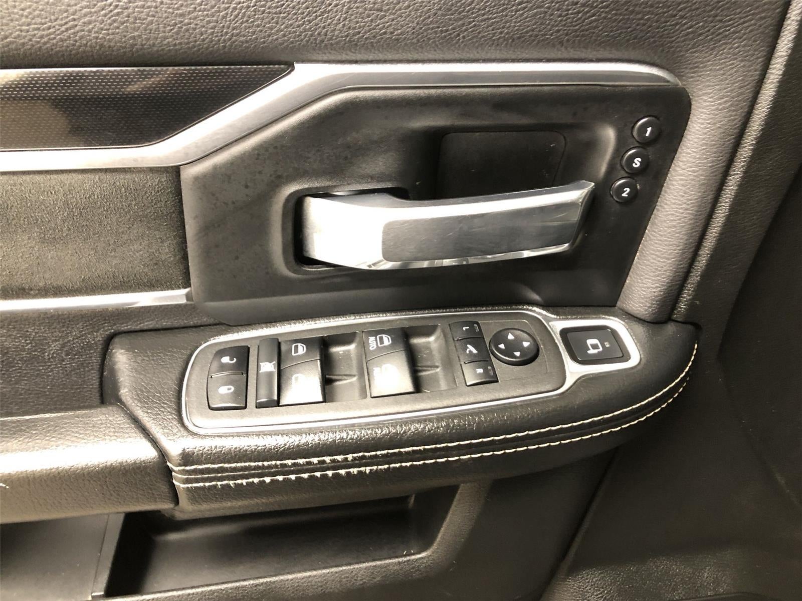 2022 RAM 2500 Laramie Crew Cab 4x4 6'4" Box