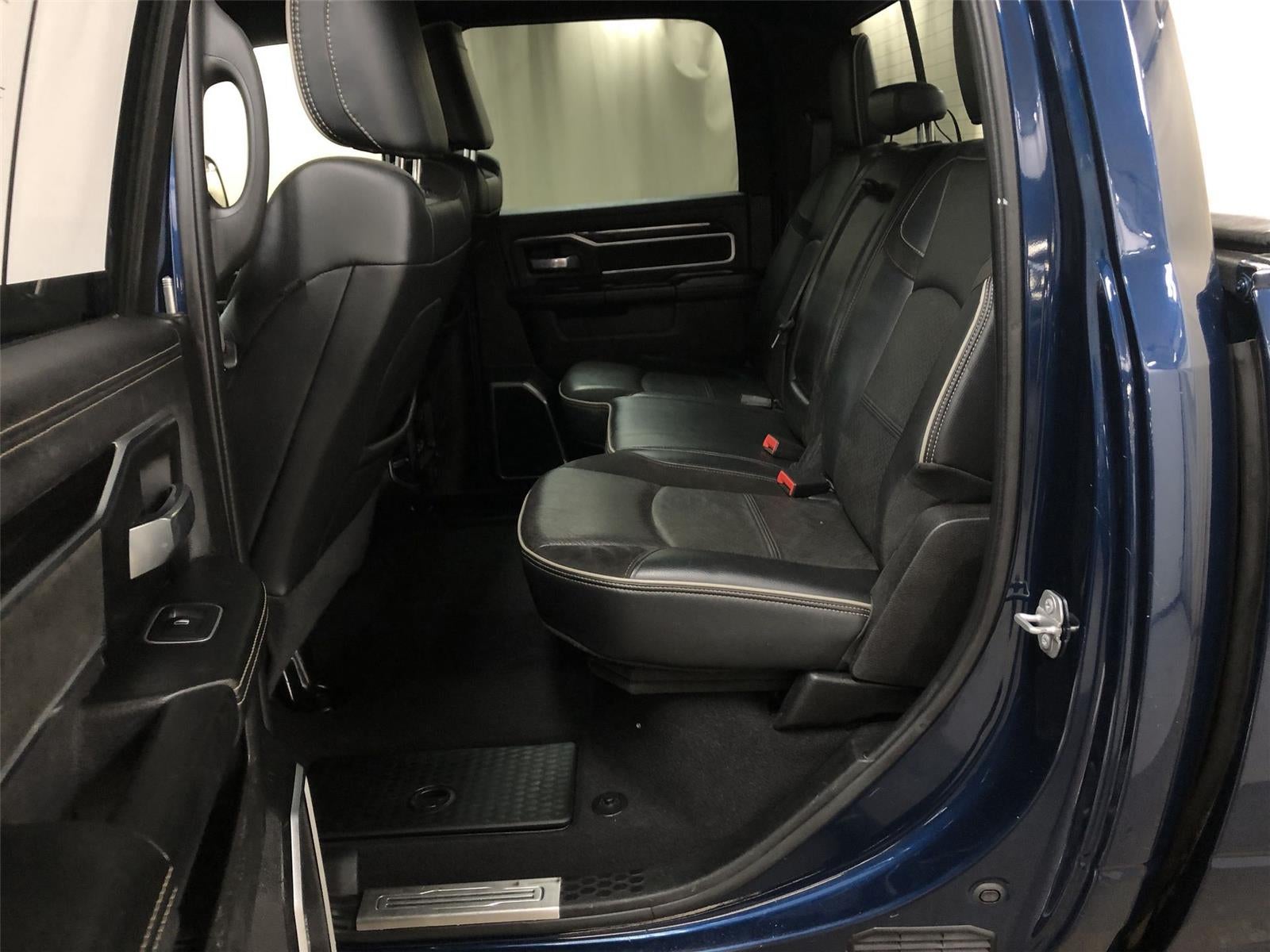 2022 RAM 2500 Laramie Crew Cab 4x4 6'4" Box