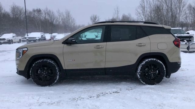 2023 GMC Terrain AT4