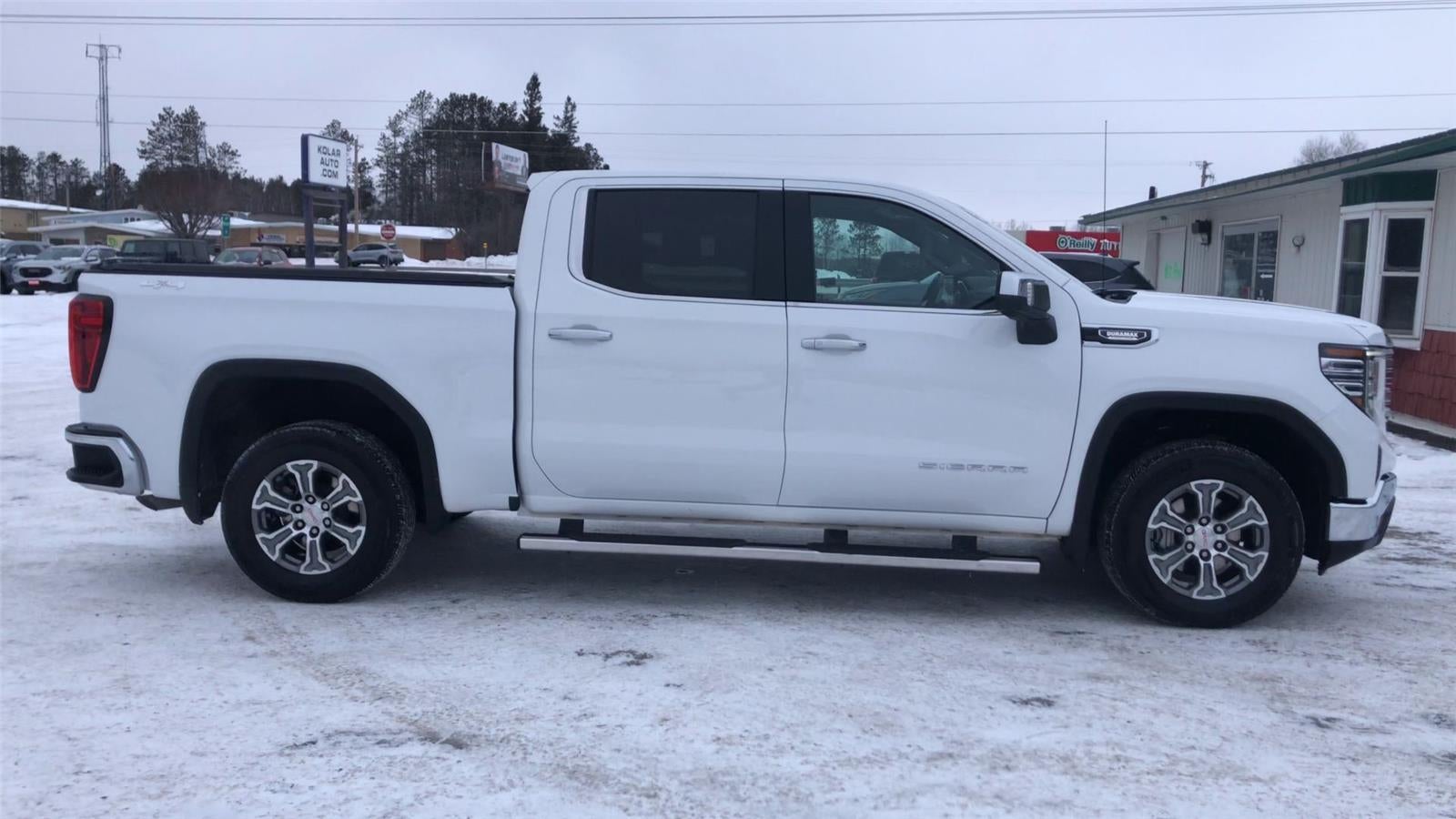 2024 GMC Sierra 1500 SLT