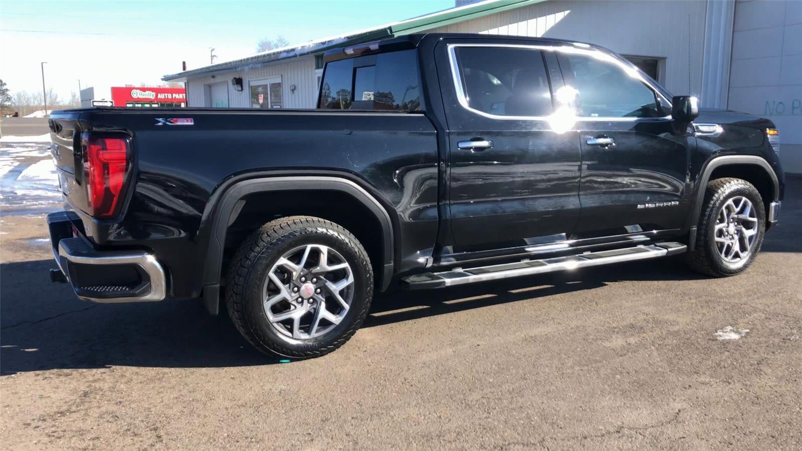 2023 GMC Sierra 1500 SLT