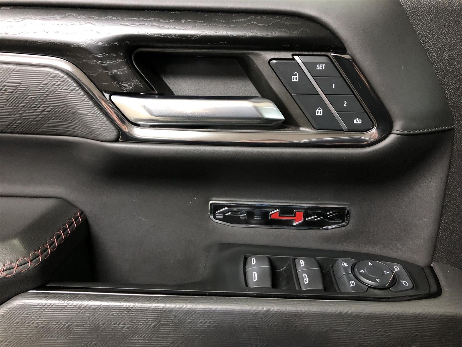 2024 GMC Sierra 1500 AT4X