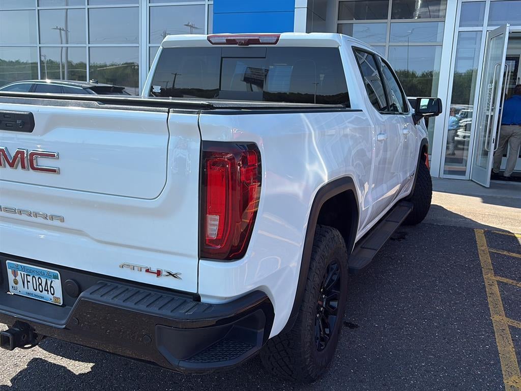 2023 GMC Sierra 1500 AT4X