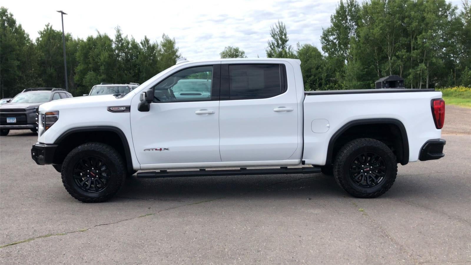 2023 GMC Sierra 1500 AT4X