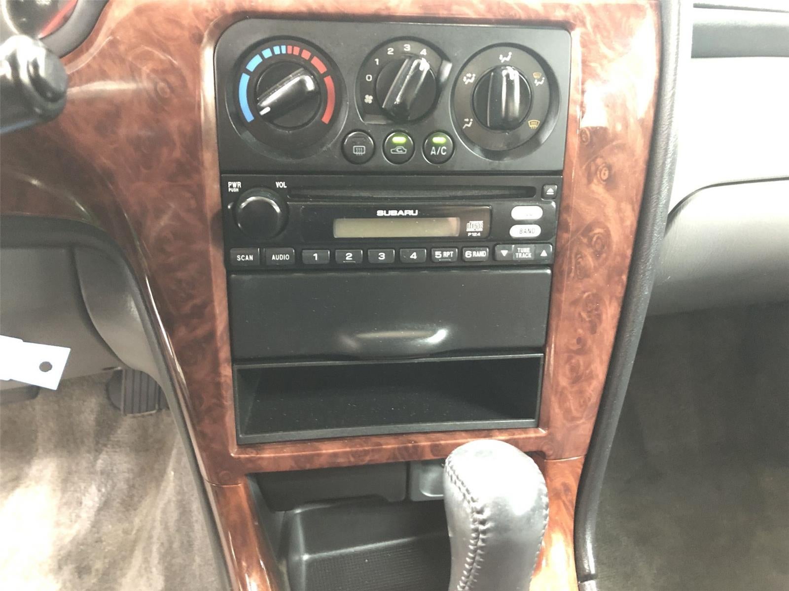 2004 Subaru Legacy Sedan (Natl) L