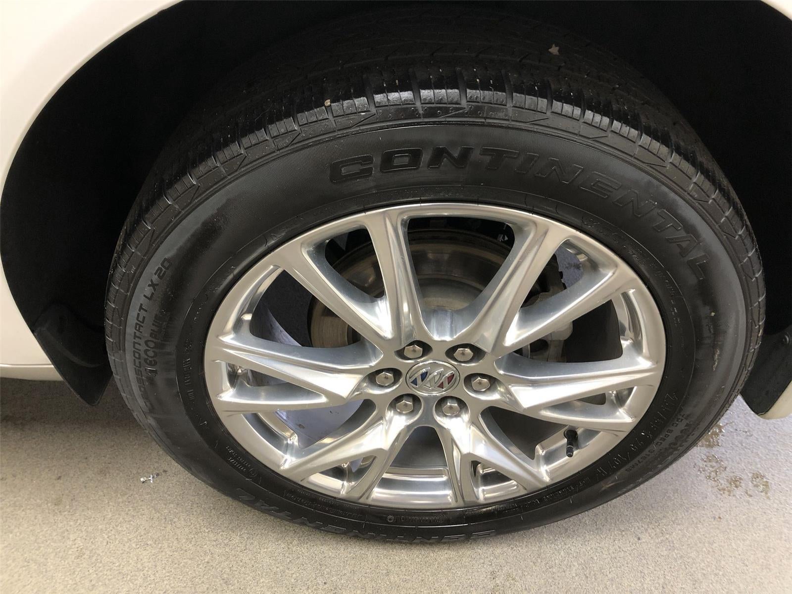 2023 Buick Enclave Essence