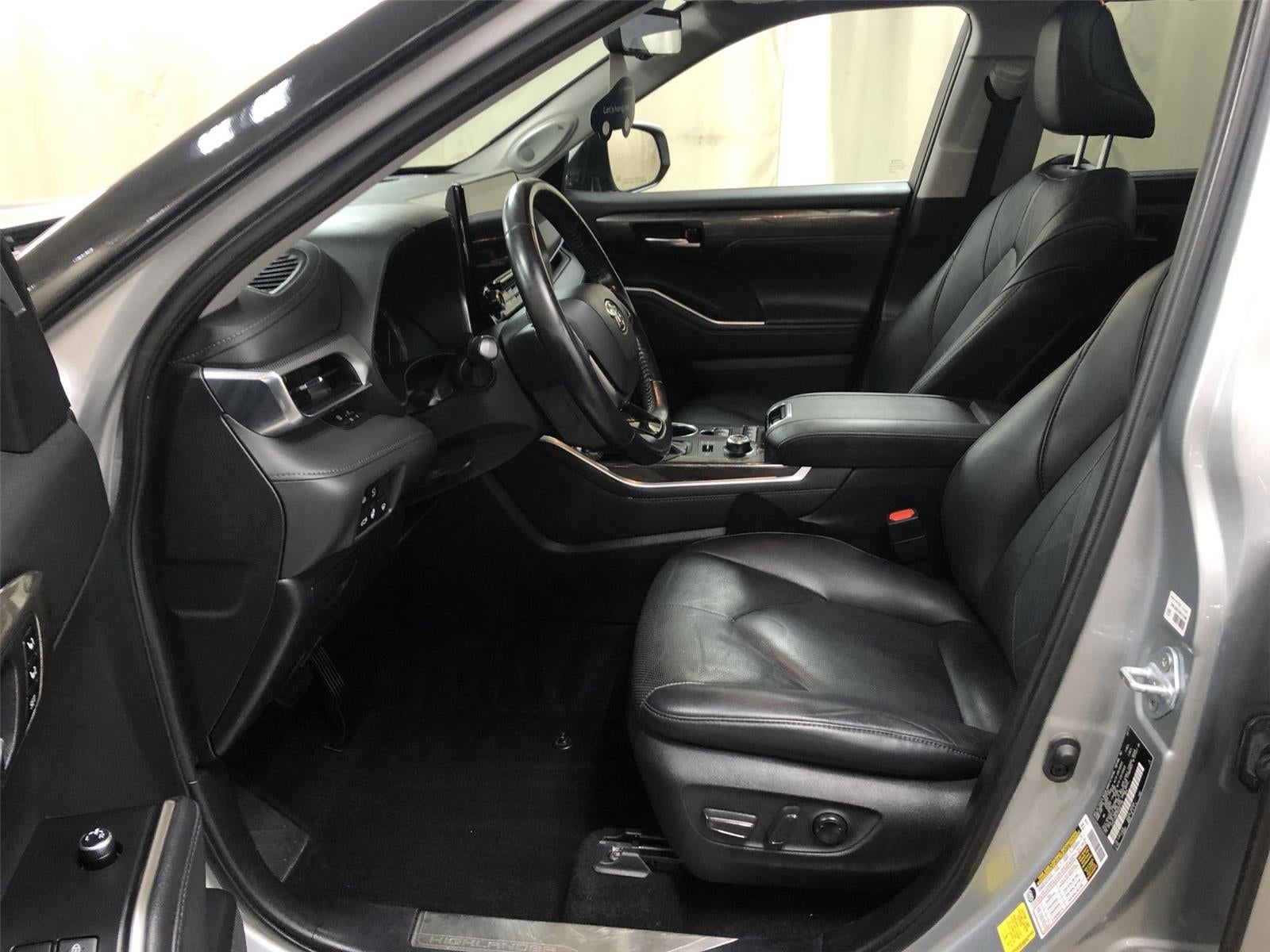 2021 Toyota Highlander Platinum