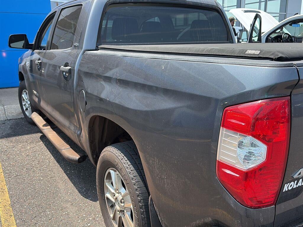 2016 Toyota Tundra SR5 5.7L V8