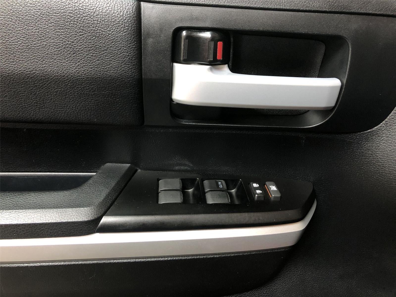 2017 Toyota Tundra 4WD SR