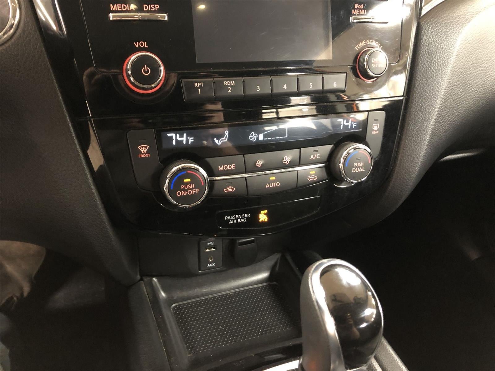 2017 Nissan Rogue Sport SV