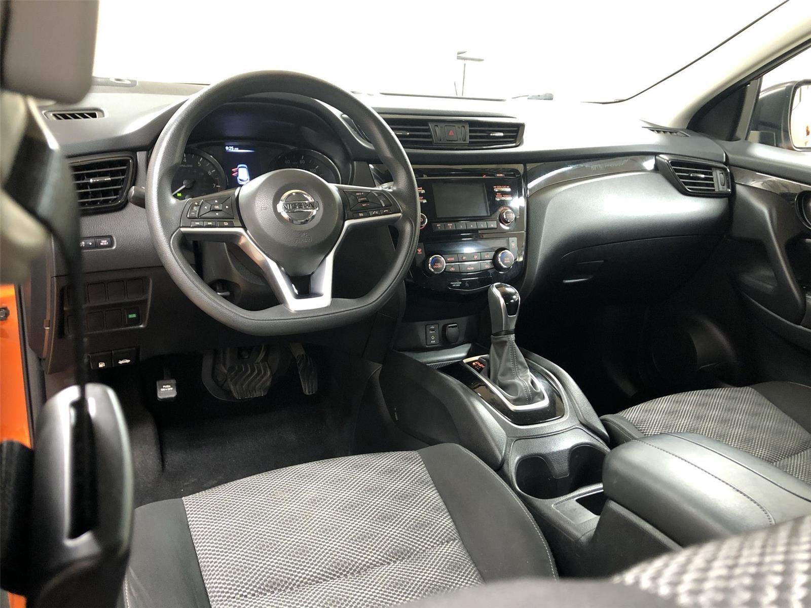 2017 Nissan Rogue Sport SV