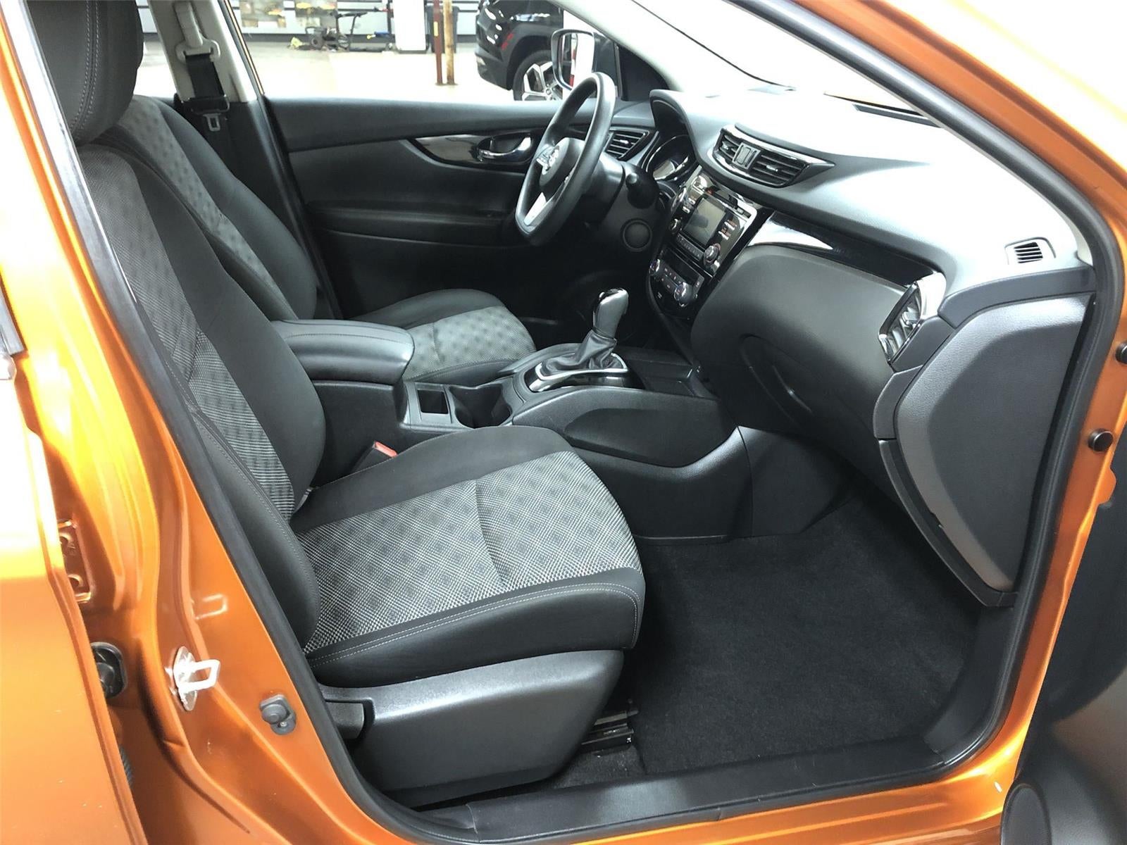 2017 Nissan Rogue Sport SV