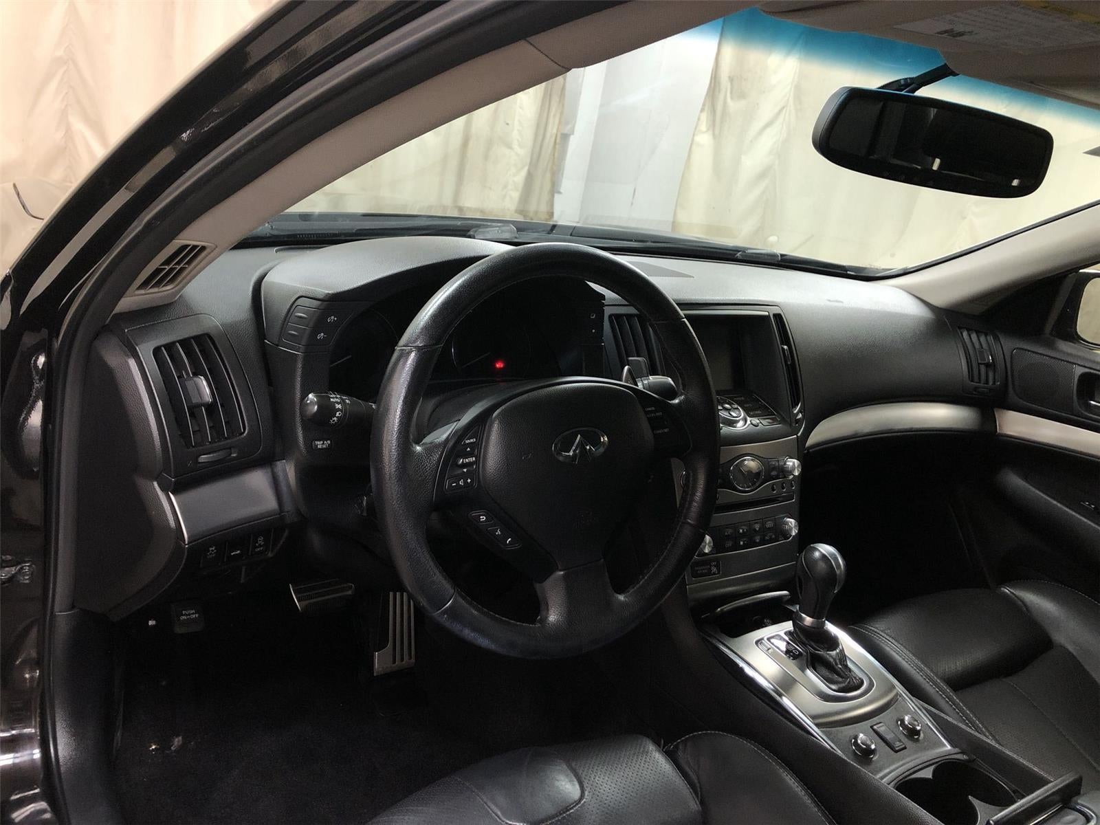 2013 INFINITI G37x x