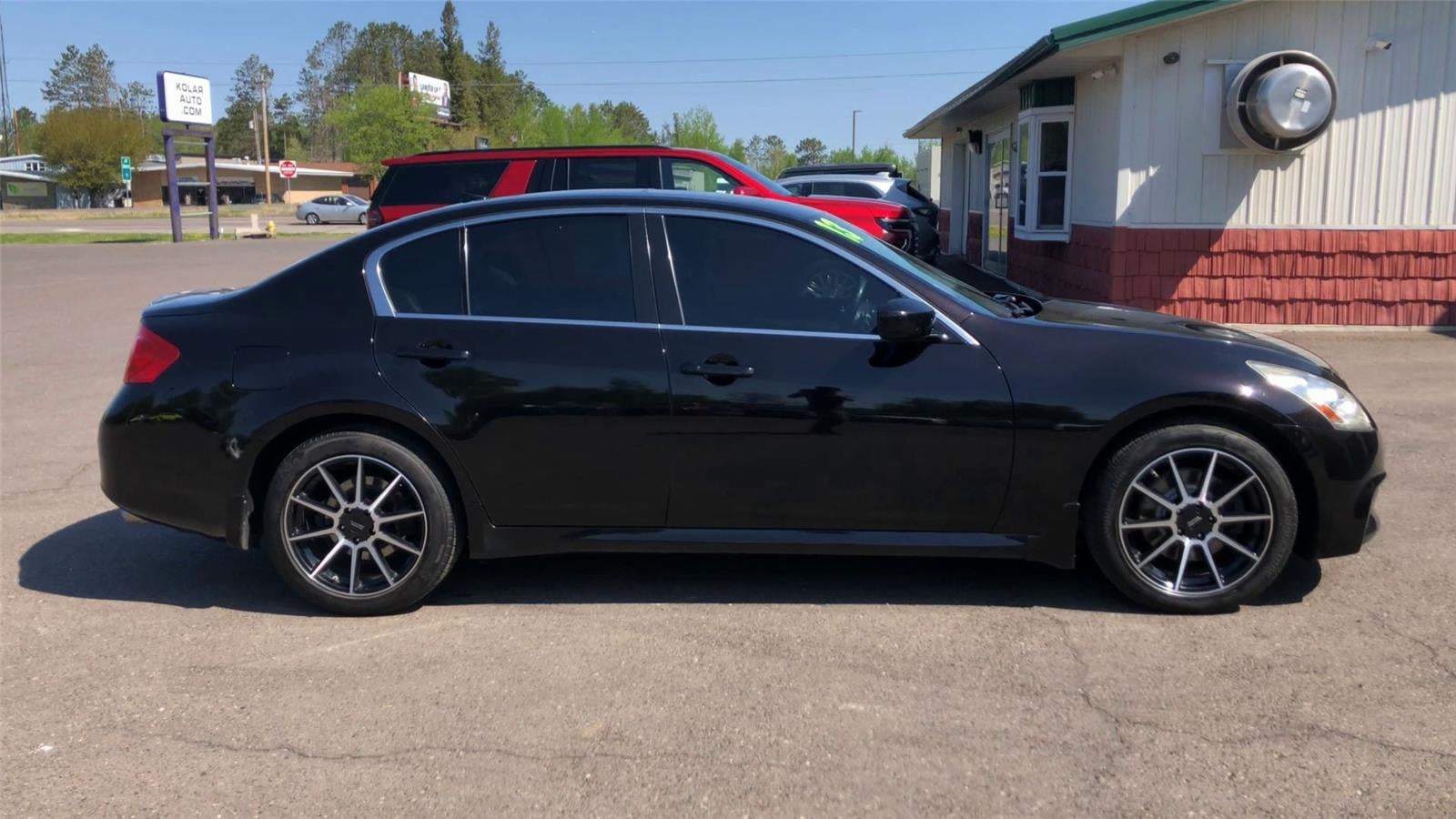 2013 INFINITI G37x x