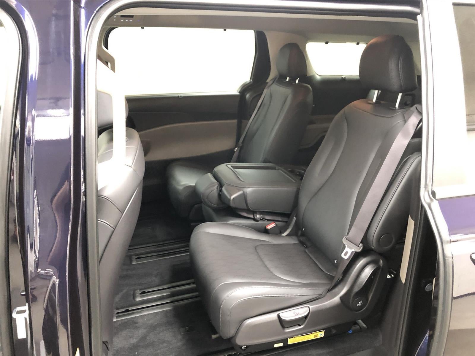 2025 Kia Carnival MPV Hybrid EX