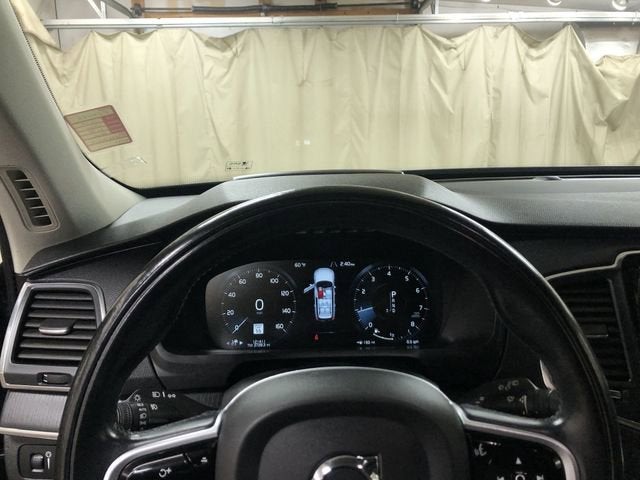 2020 Volvo XC90 Momentum