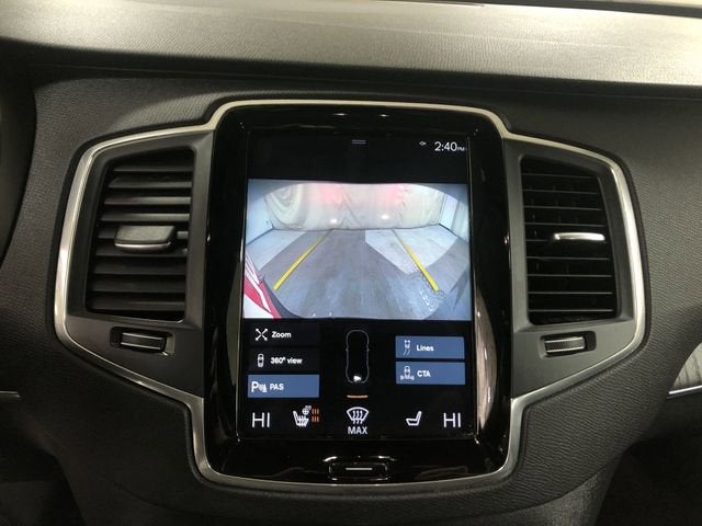 2020 Volvo XC90 Momentum